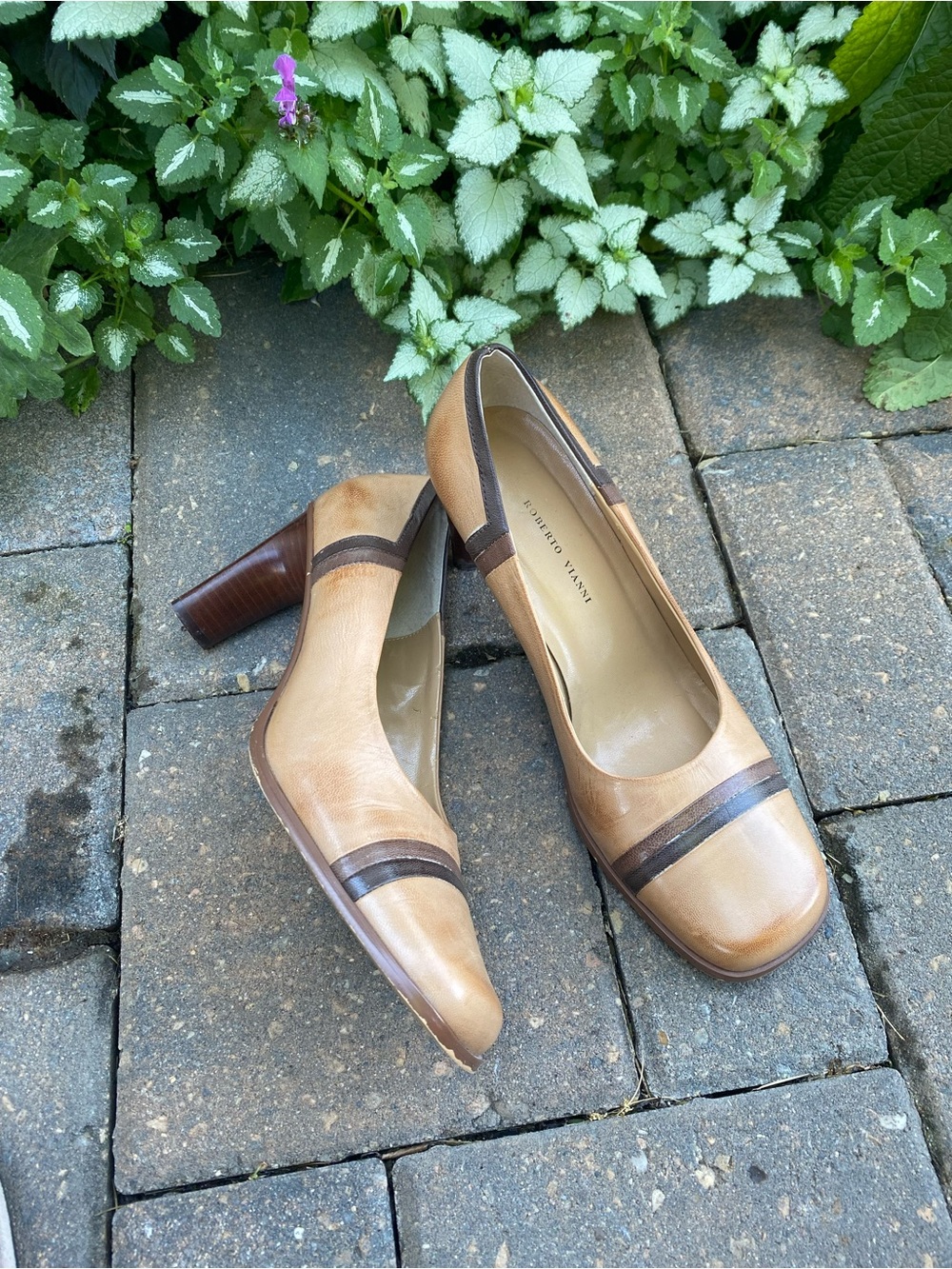 Roberto Vianni Tan & Brown Leather Cap-Toe Pumps, Sz9 Summer Sale
